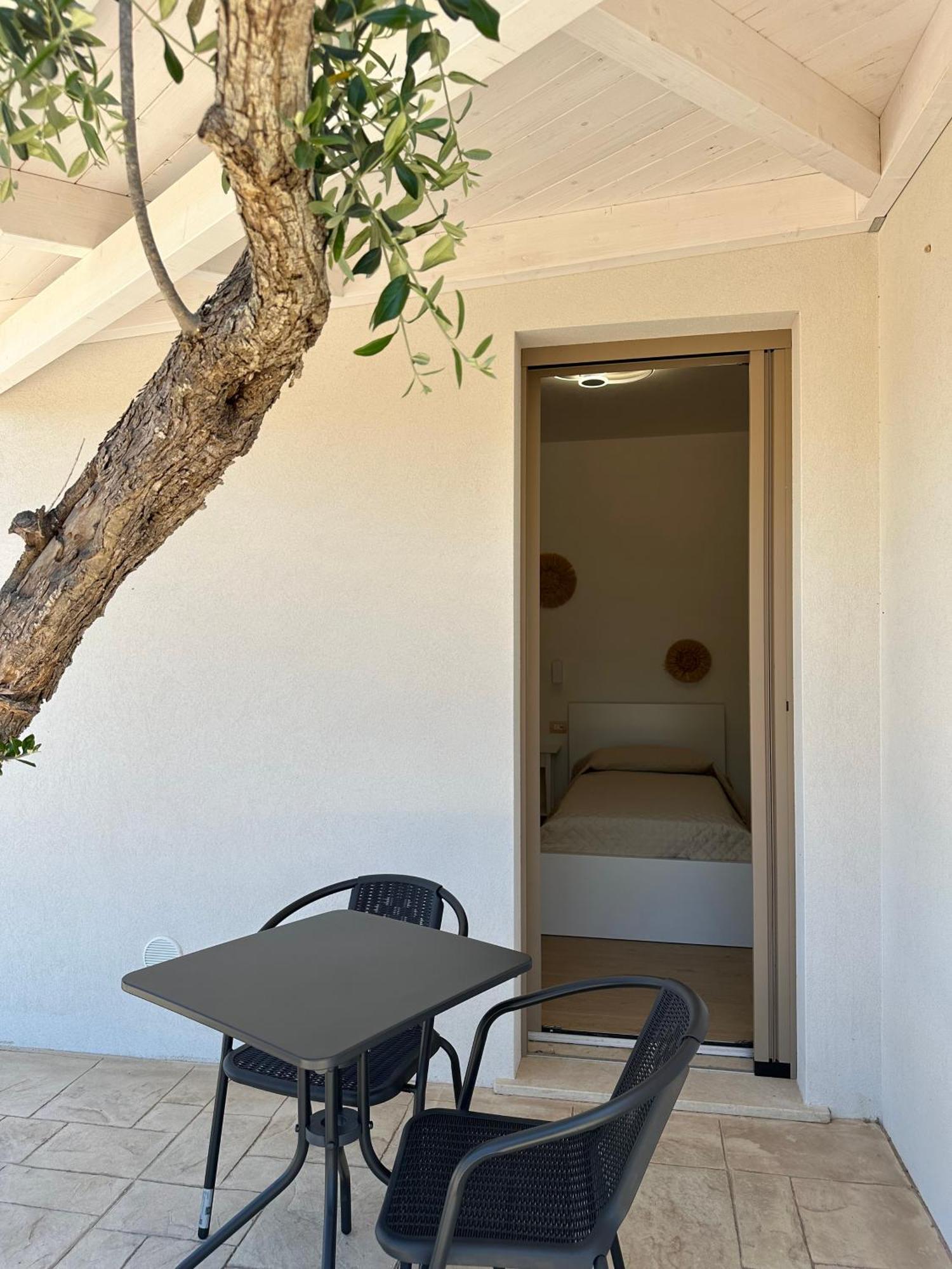 Li Mori Rooms Lizzanello Exterior foto